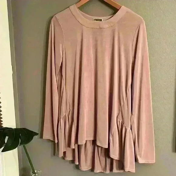 Chelsea28 Ruffle Back Hem Top Sz M - Picture 3 of 8